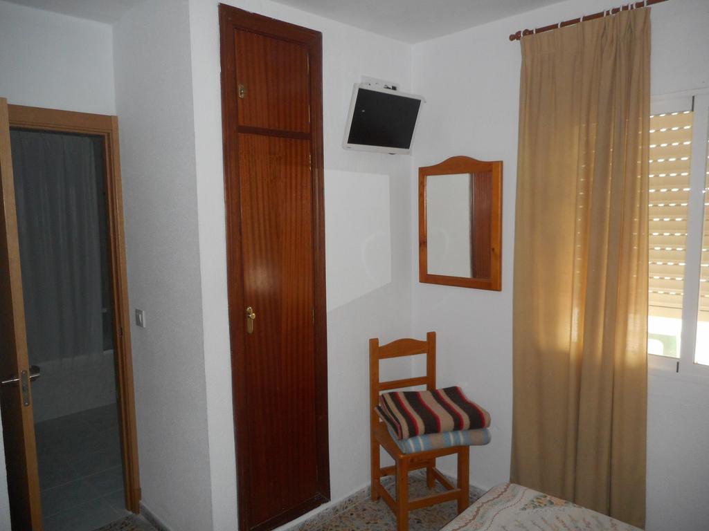 Hostal Paco Pepe โกนิล เด ลาฟรอนเตรา ห้อง รูปภาพ