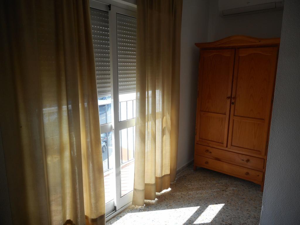 Hostal Paco Pepe โกนิล เด ลาฟรอนเตรา ห้อง รูปภาพ