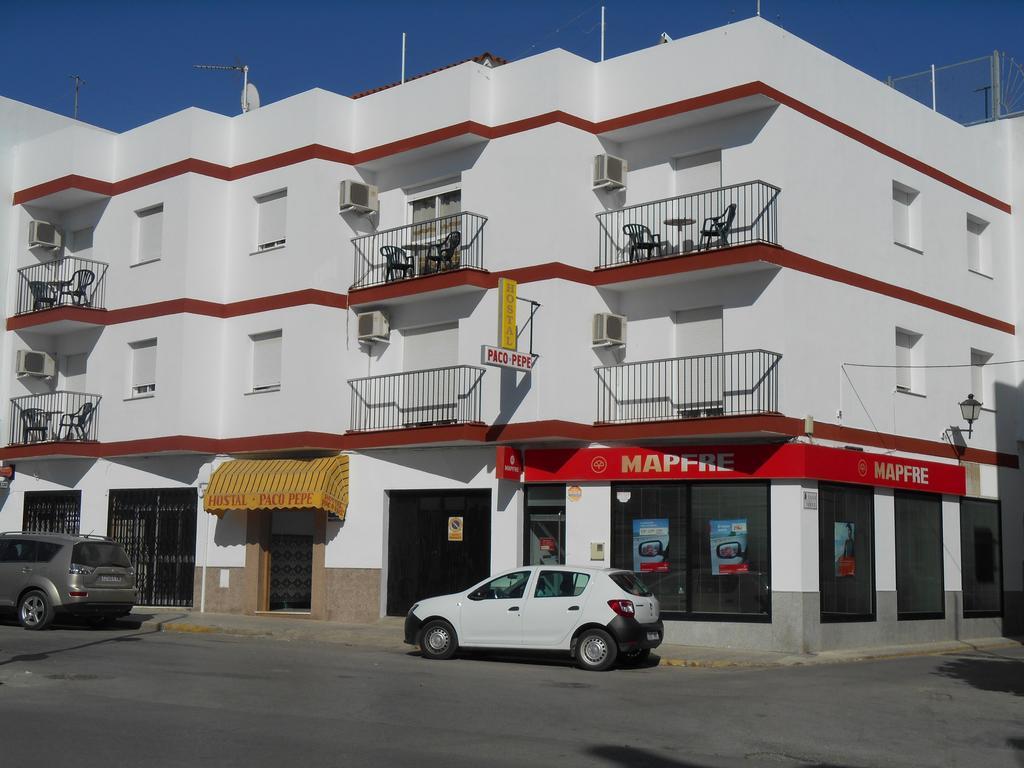 Hostal Paco Pepe โกนิล เด ลาฟรอนเตรา ภายนอก รูปภาพ