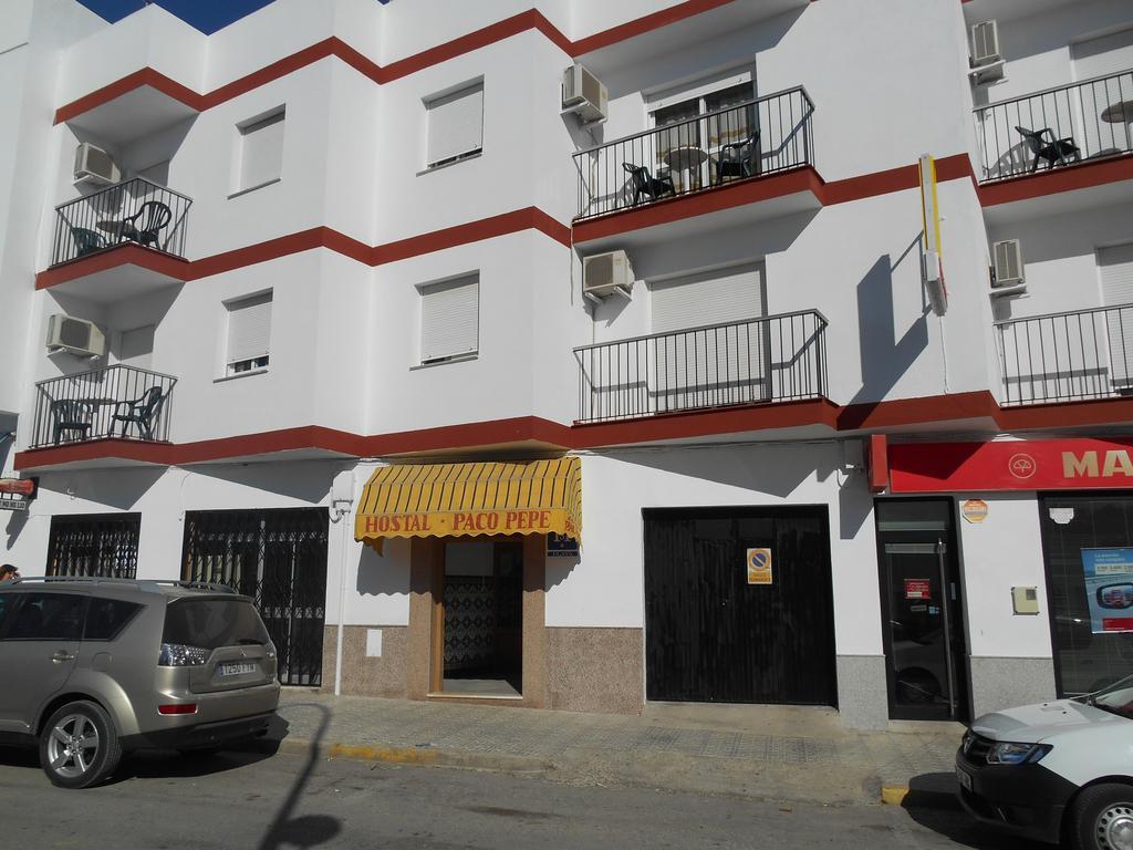 Hostal Paco Pepe โกนิล เด ลาฟรอนเตรา ภายนอก รูปภาพ